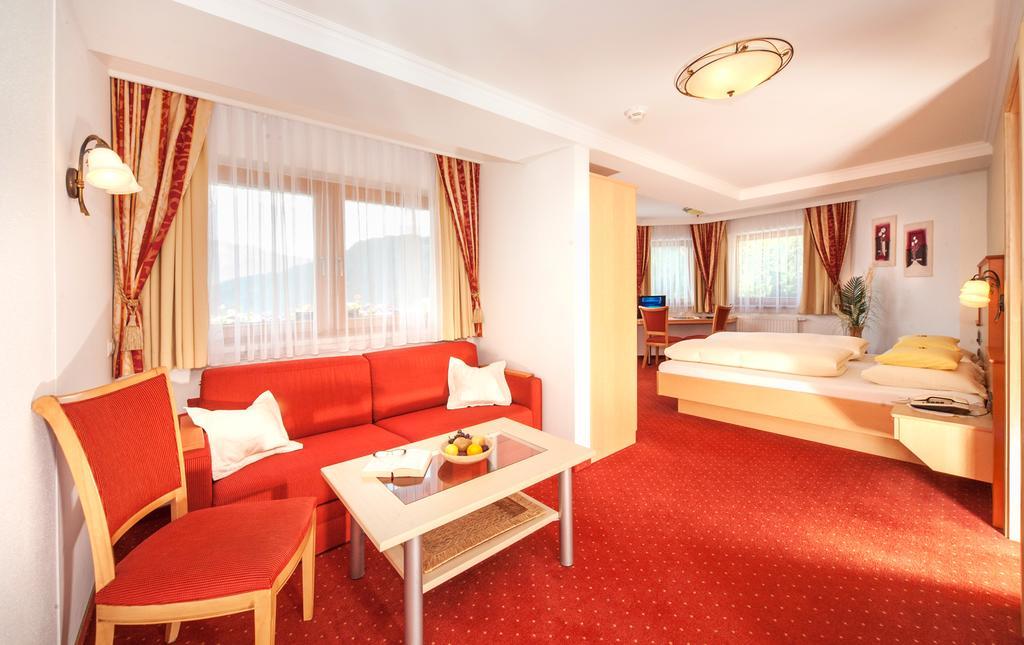 Hotel Gletscherblick Hippach Zewnętrze zdjęcie
